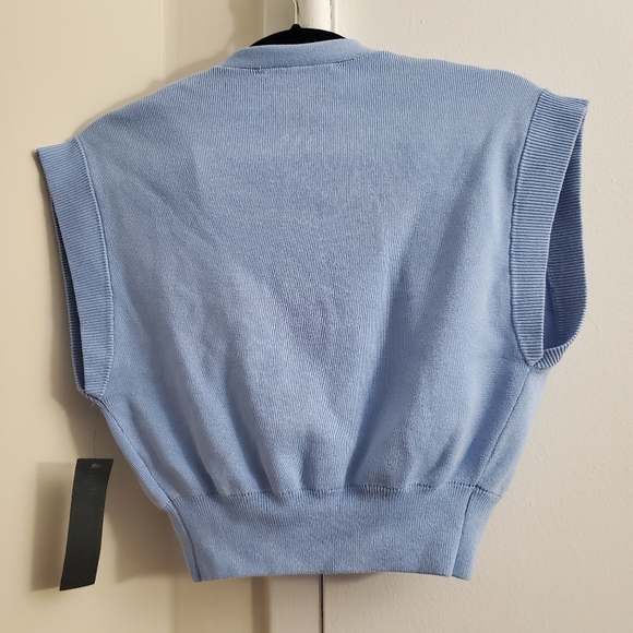 Love for Humanity 2 Set Top - Picture 2 of 7